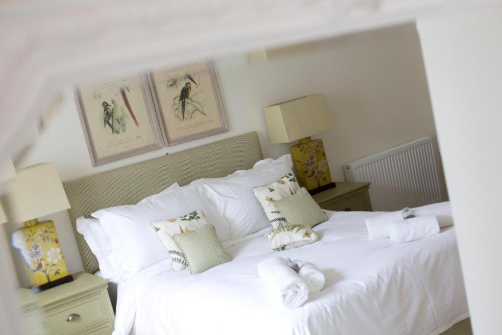 באת' Grays Boutique B&B חדר תמונה A bedroom at The Old Inn